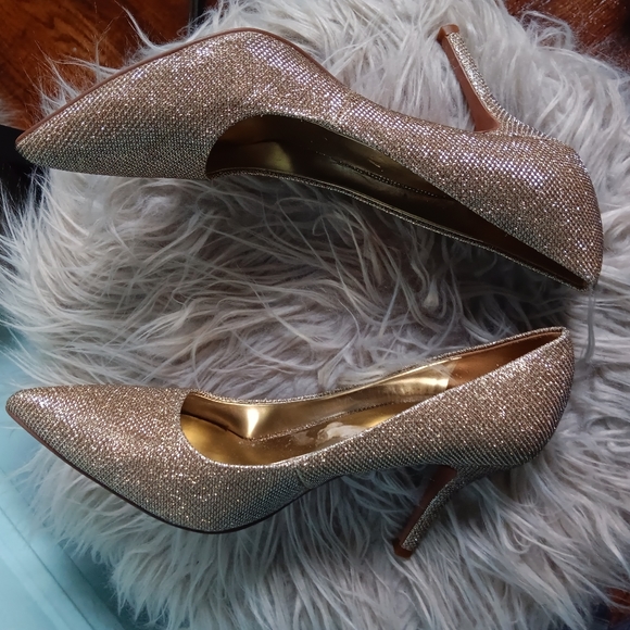 Nine West Festive Heels Size W10 - Picture 5 of 6